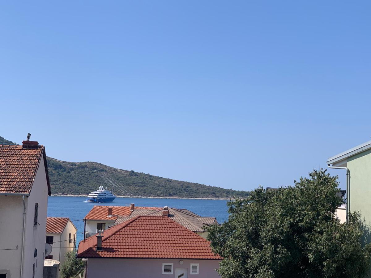 Apartment Landeka Примоштен Экстерьер фото