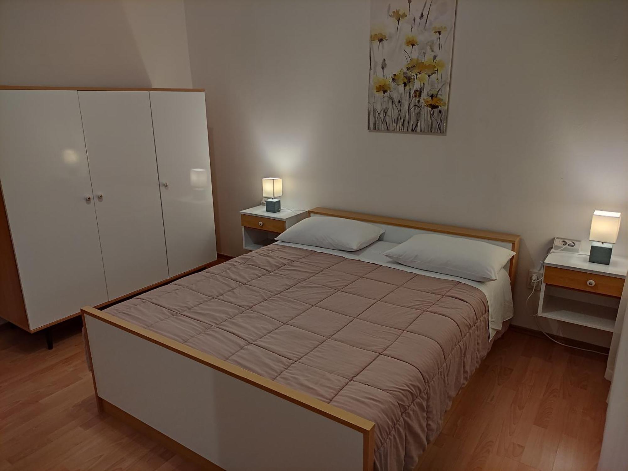 Apartment Landeka Примоштен Экстерьер фото